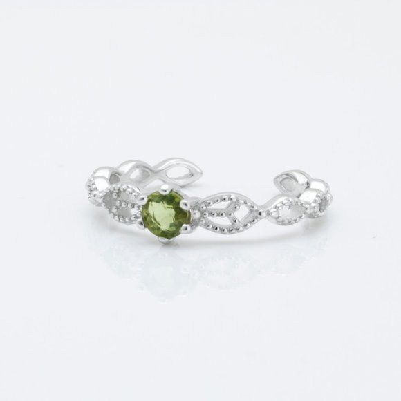 Natural Peridot Sterling Silver Ring - Picture 1 of 3